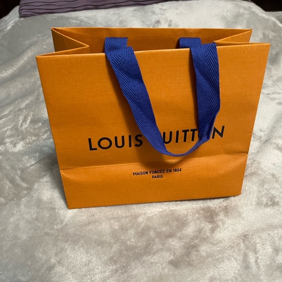 Louis Vuitton bag new - Picture 7 of 8